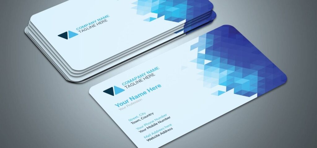 kartu nama pintar modern dalam warna putih dengan elemen biru di atasnya